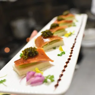 Peking Duck with Caviar 北京烤鸭