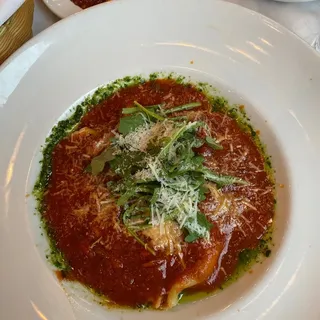 Goat Cheese and Sundried Tomato Ravioli Pasta