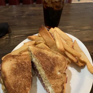 Rueben with fries