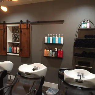 Z Studio Shampoo Lounge