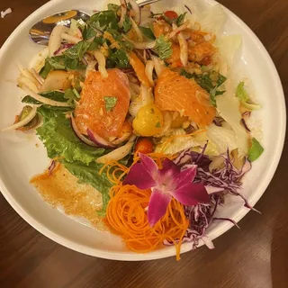 Sa-5 Fresh Salmon Salad