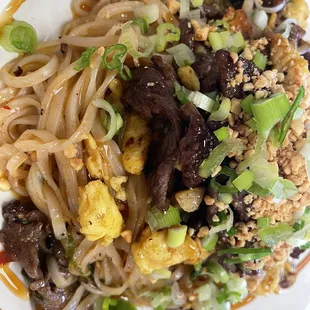 Beef pad Thai