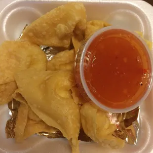 Crab wontons
