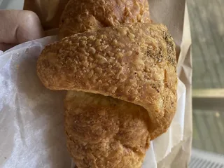 Cedarland Bakery