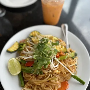 Veggie pad Thai and Thai iced tea