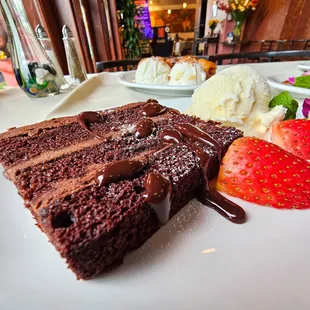 Zabb Thai Restaurant Orange County | Dessert | Chocolate Cake
