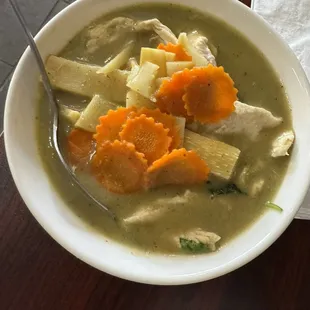 Green chicken curry