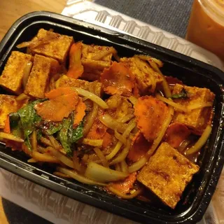 Spicy Basil Crispy Tofu
