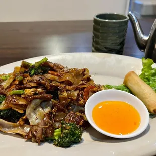 Pad See-Ew Lunch Special