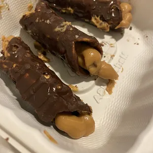 Chocolate Dipped Espresso Cannoli With Gelato