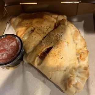 Pepperoni calzone