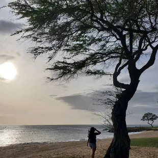 Candid photo of my hapai cousin.