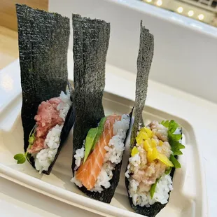 Pacific hand roll
