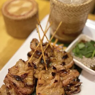 Sticky Rice With Grill Pork