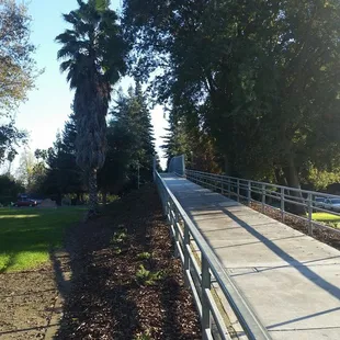 Pedestrian walkway over Riverside Blvd to Seymore Park / Pocket Canal Parkway