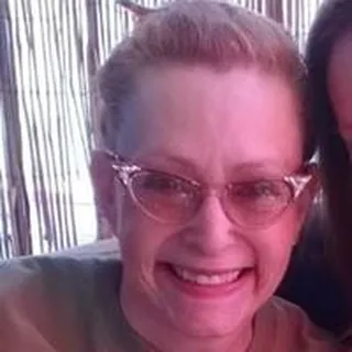 Suzi L.