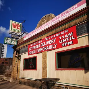 the outside of the restaurant