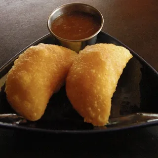 Venezuelan/Colombian Empanadas (2 per order)