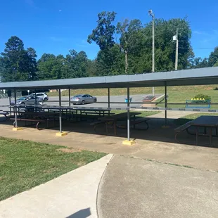 Covered area with grill