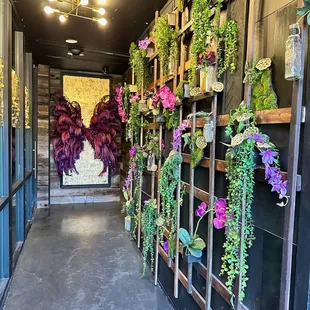 Another view of tghe entrance.