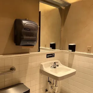 Women&apos;s restroom