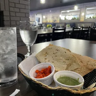 Complimentary bread with tomato's and salsa dip