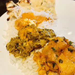 3. Aloo Gobi  2. Chicken Tikka  1. Naan  6. Zaika Paneer tikka