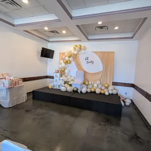 sushi and sashimi, interior