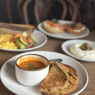 Grilled cheese and tomato bisque