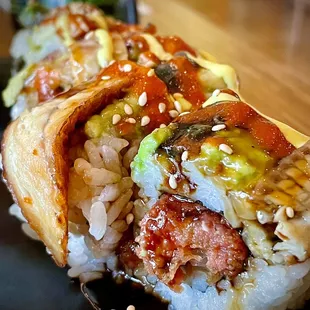 "Highway 65" Spicy Tuna, Fried Shrimp, topped w/Unagi, Avacado, Spicy Sauce.