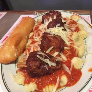 Gnocchi with pork shank.