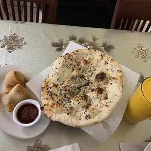 Garlic Naan, Vegetable Samosa, Mango Lassi