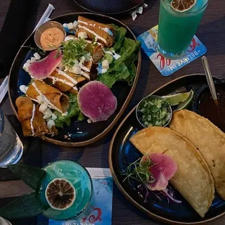 BIRRIA EMPANADAS