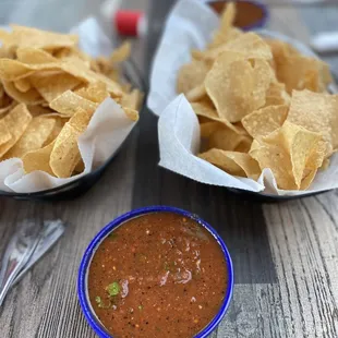 Free chips and salsa