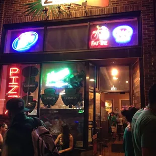 Perfect place for $3 beer on St Pattys day and huge slices of pizza!!