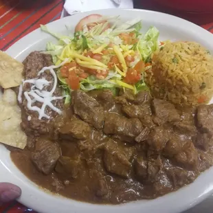 Carne guisada plate.