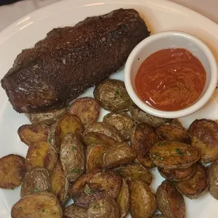 Again potatoes was hitting an the steak was cooked perfectly