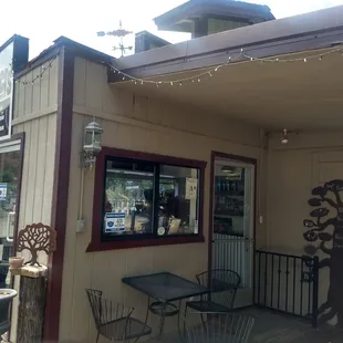 Cute coffee spot with great coffee