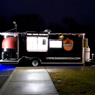 a food truck at night