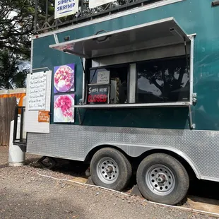 Zane's Simply Shrimp on the North Shore.