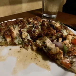 Sweet Mango & Grilled Chicken Pizza