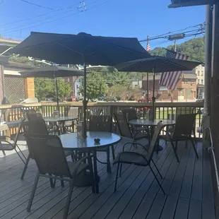 Outdoor deck