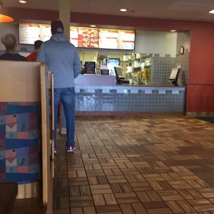 Quite busy today friendly staff fast service. Haven't been here for years glad I stopped today give them a try.