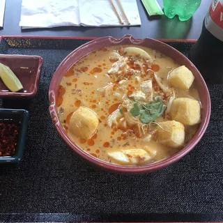 Curry Laksa Noodles