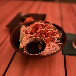 spicy tuna poke bowl