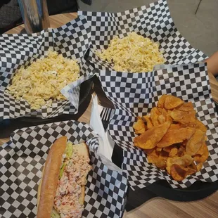 Lobster roll, 2 orzo pastas, chips