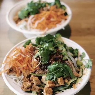 Chicken salad, add broccoli. With chili lemongrass sauce