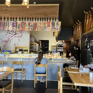 interior, ramen and noodles