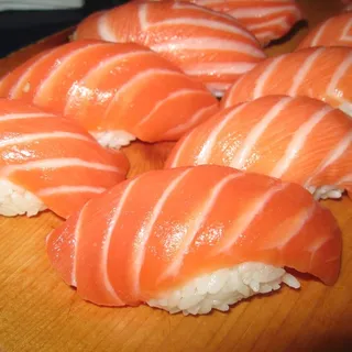 Salmon Nigiri
