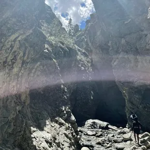 The hike up to the falls